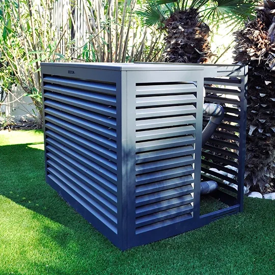 Cache design pour pompe à chaleur DecoClim posé par Pituello