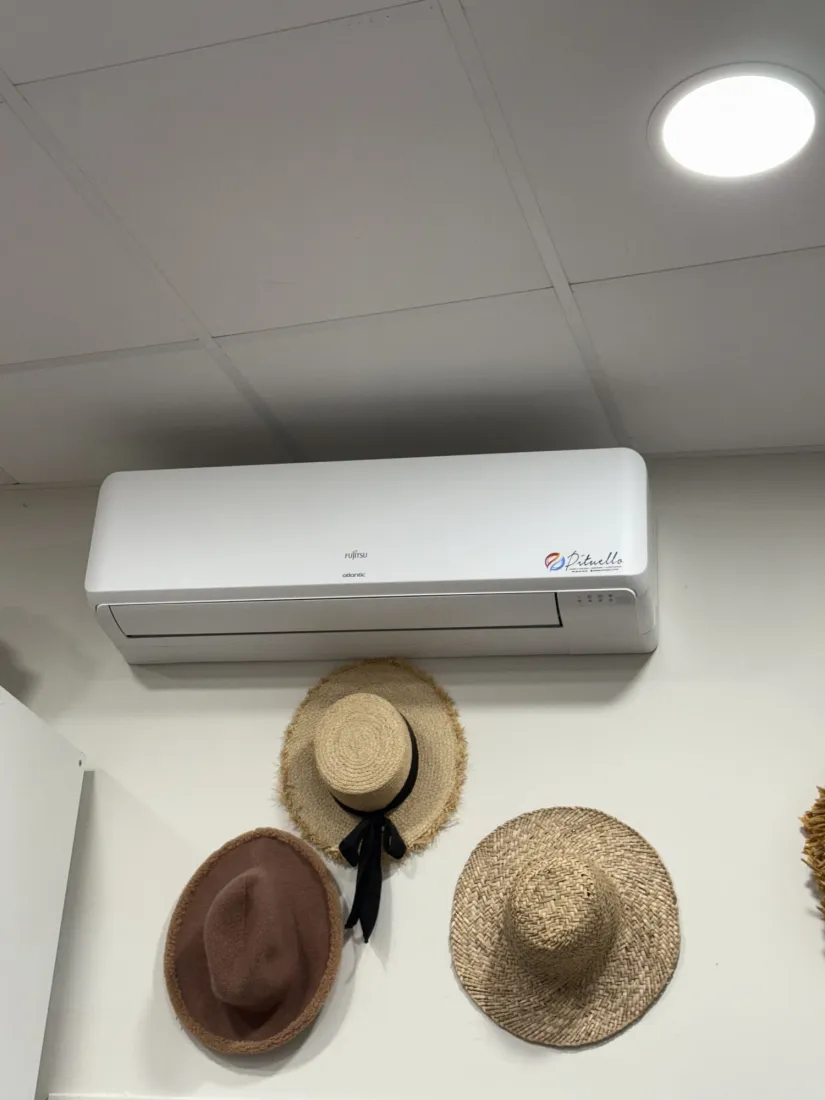 Unité intérieure murale de climatisation Fujitsu Atlantic installée par Pituello